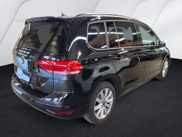 Touran 1.5 TSI DSG Highline AHK/Kamera/LED/Navi/App-Con/ACC/Travel/Spurwechsel/el.Heckklappe