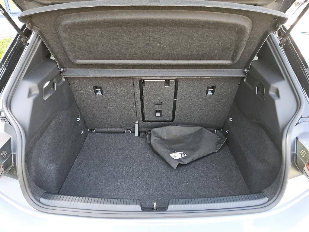 ID.3 Pro Move AHK/Kamera/Keyless/ACC/Navi/App-Connect/ergoActive