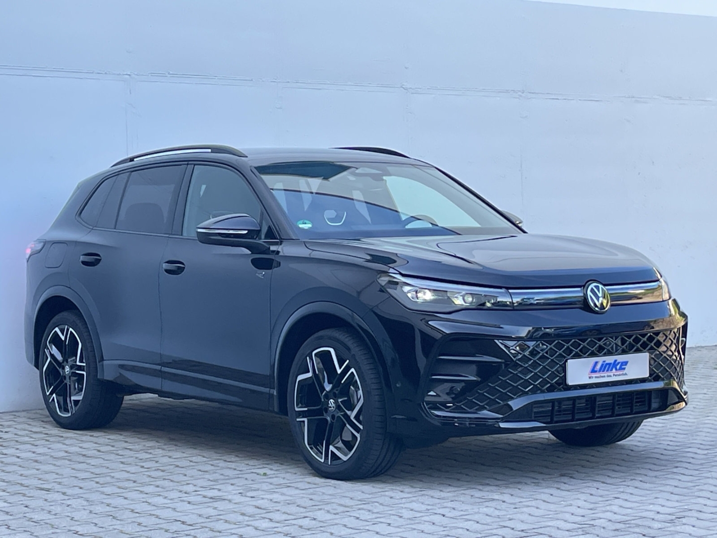 Tiguan 2.0 TDI DSG Black Style AHK/IQ.Light/Navi