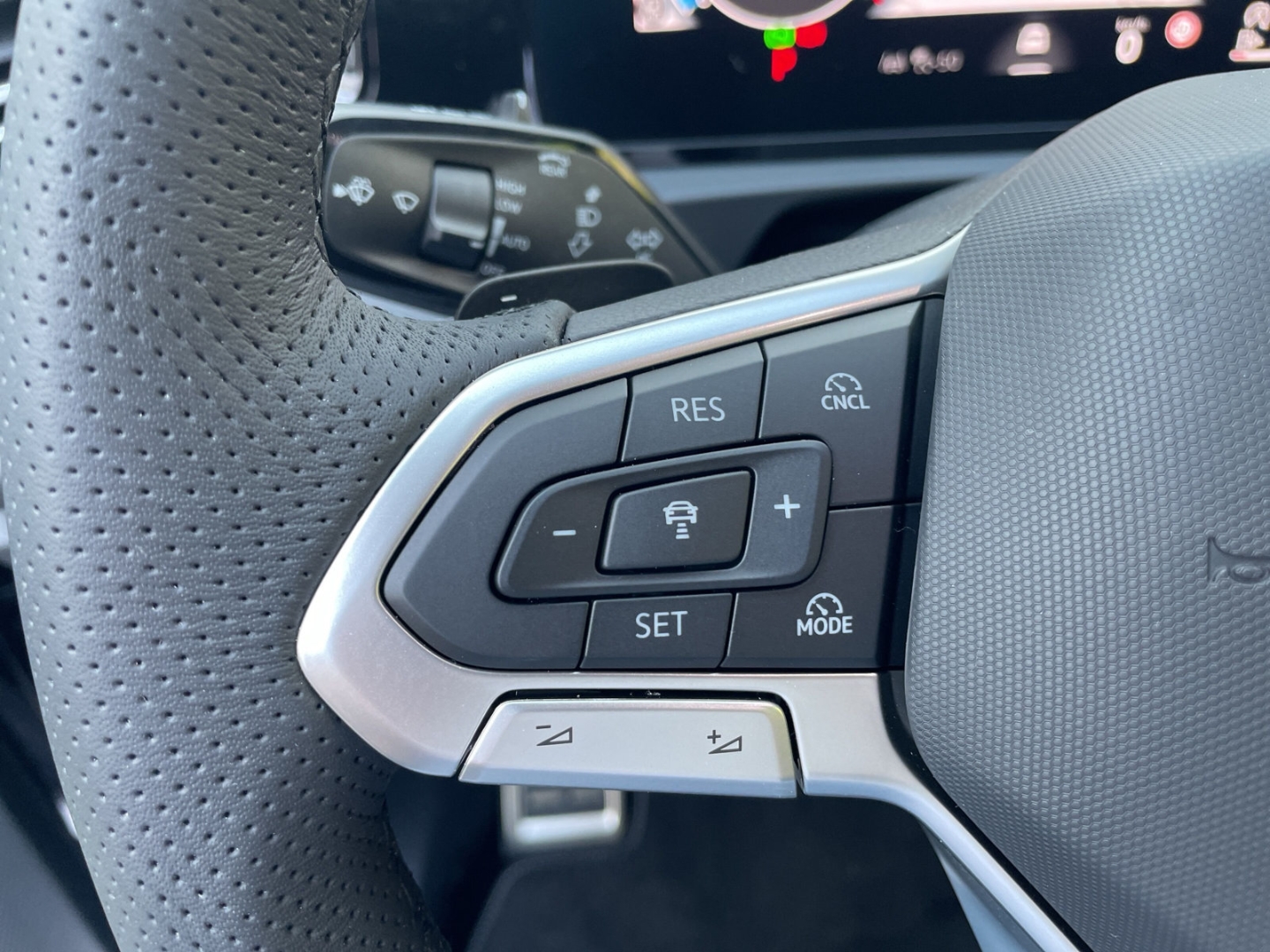Tiguan 2.0 TDI DSG Black Style AHK/IQ.Light/Navi