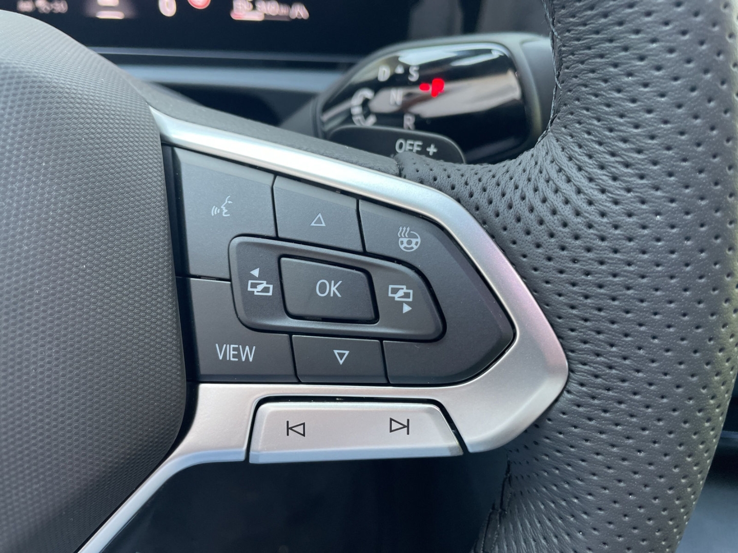 Tiguan 2.0 TDI DSG Black Style AHK/IQ.Light/Navi