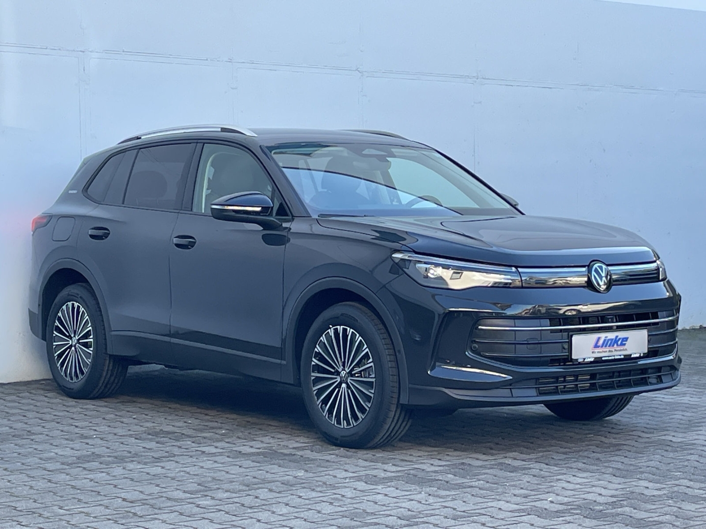 Tiguan ENERGY 2.0TDI DSG Navi/LED/ACC/360°Kamera/App-Connect/el.Heckklappe