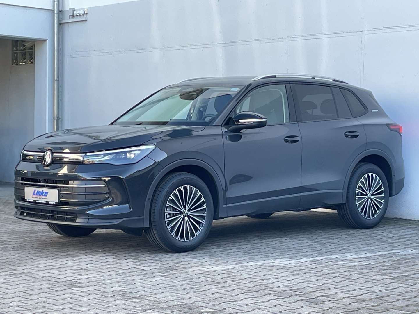 Tiguan ENERGY 2.0TDI DSG Navi/LED/ACC/360°Kamera/App-Connect/el.Heckklappe