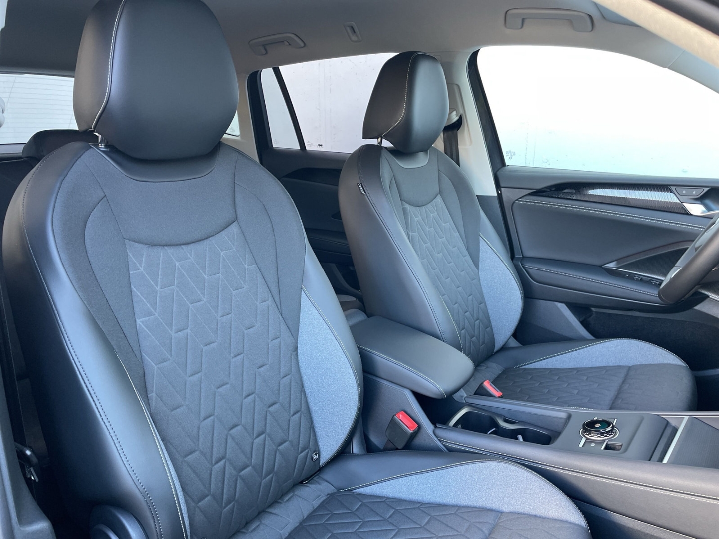 Tiguan ENERGY 2.0TDI DSG Navi/LED/ACC/360°Kamera/App-Connect/el.Heckklappe