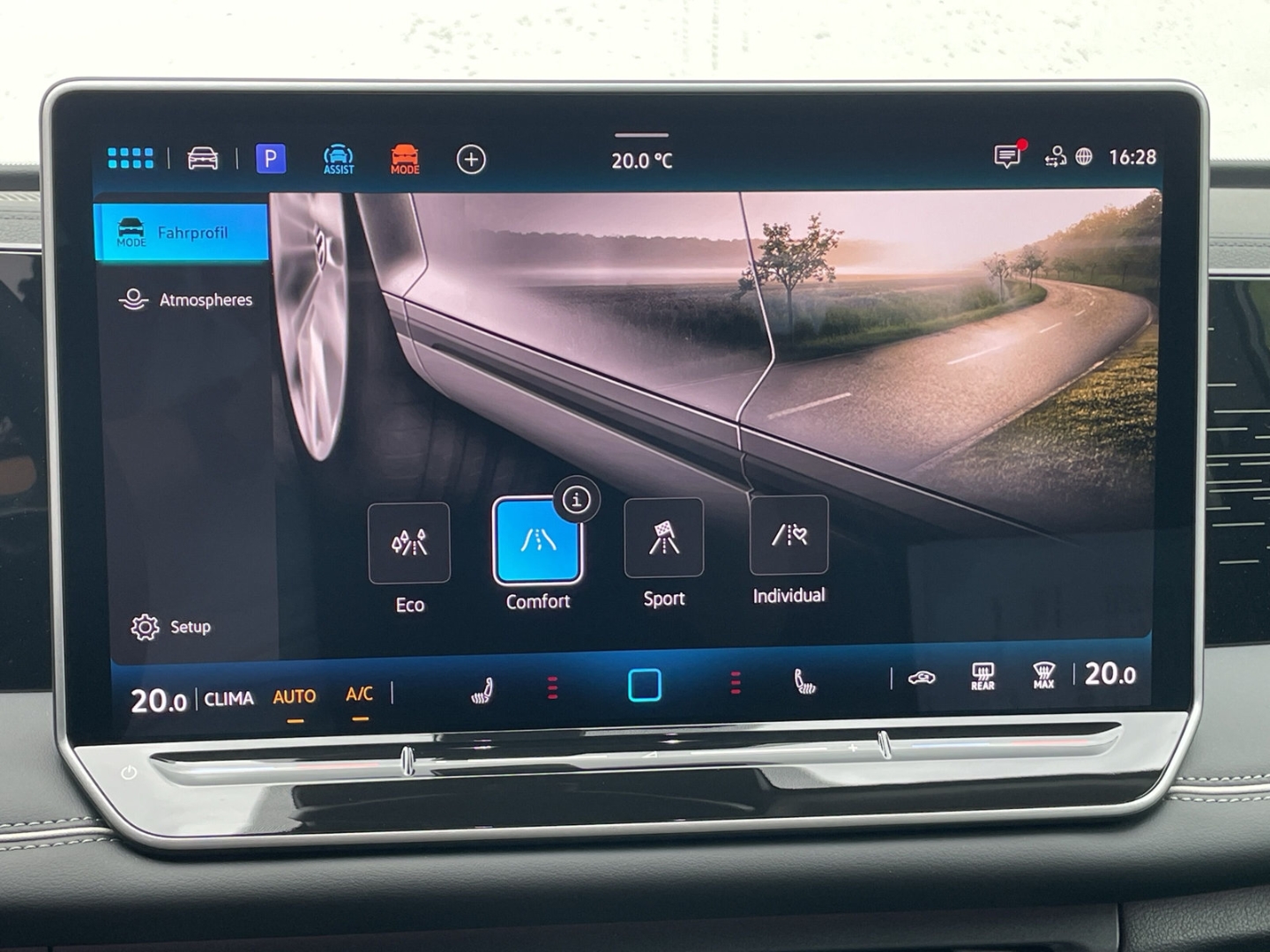 Tiguan Elegance 1.5 eTSI DSG 360°Kamera/AHK/Navi/ACC/App-Connect/HUD