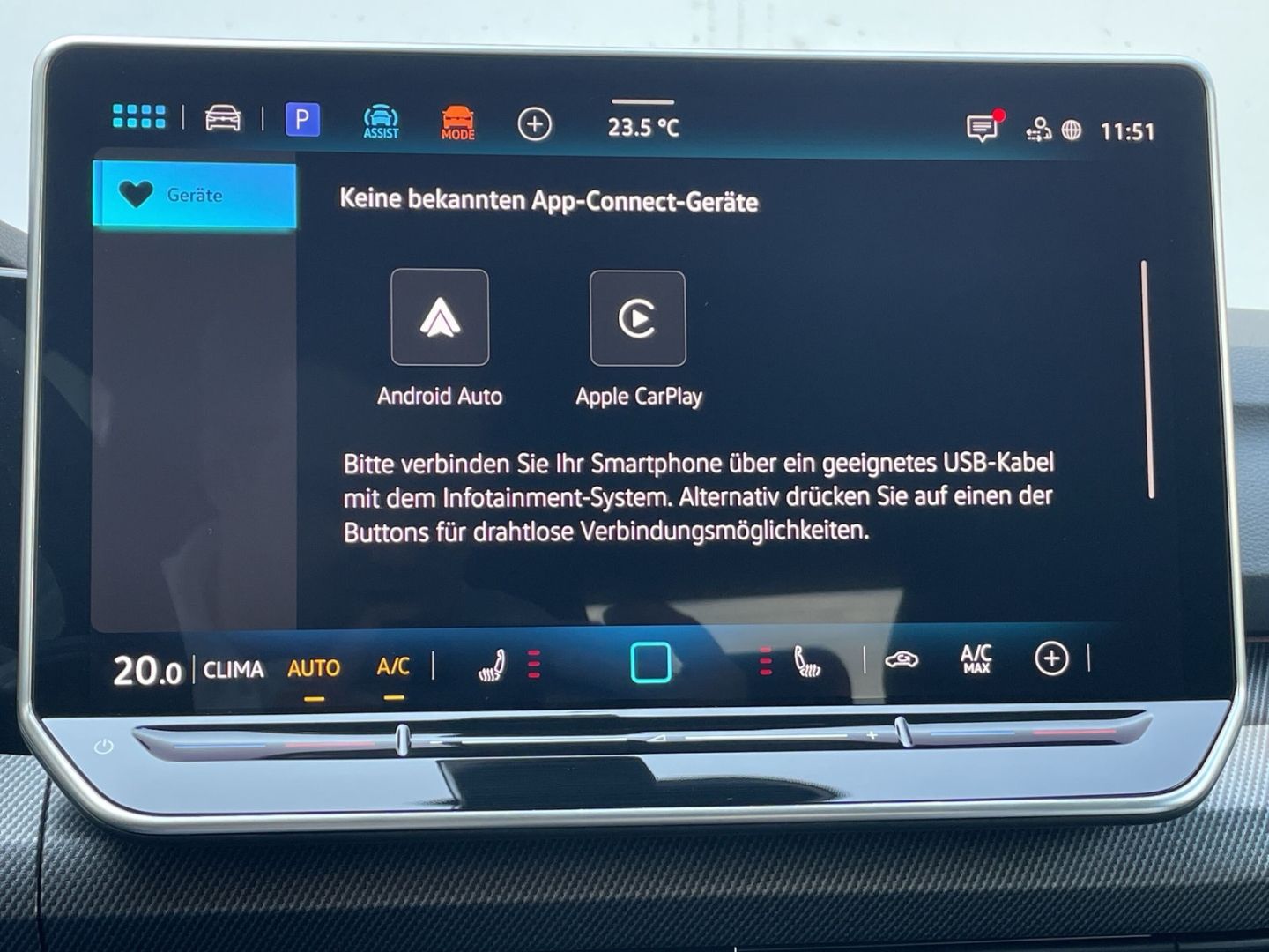 Golf VIII R-Line 1.5eTSI DSG HUD/AHK/Navi/Kamera/ACC/App-Connect/