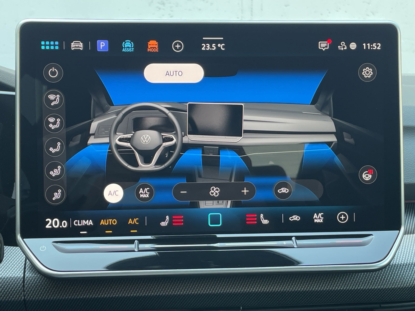Golf VIII R-Line 1.5eTSI DSG HUD/AHK/Navi/Kamera/ACC/App-Connect/
