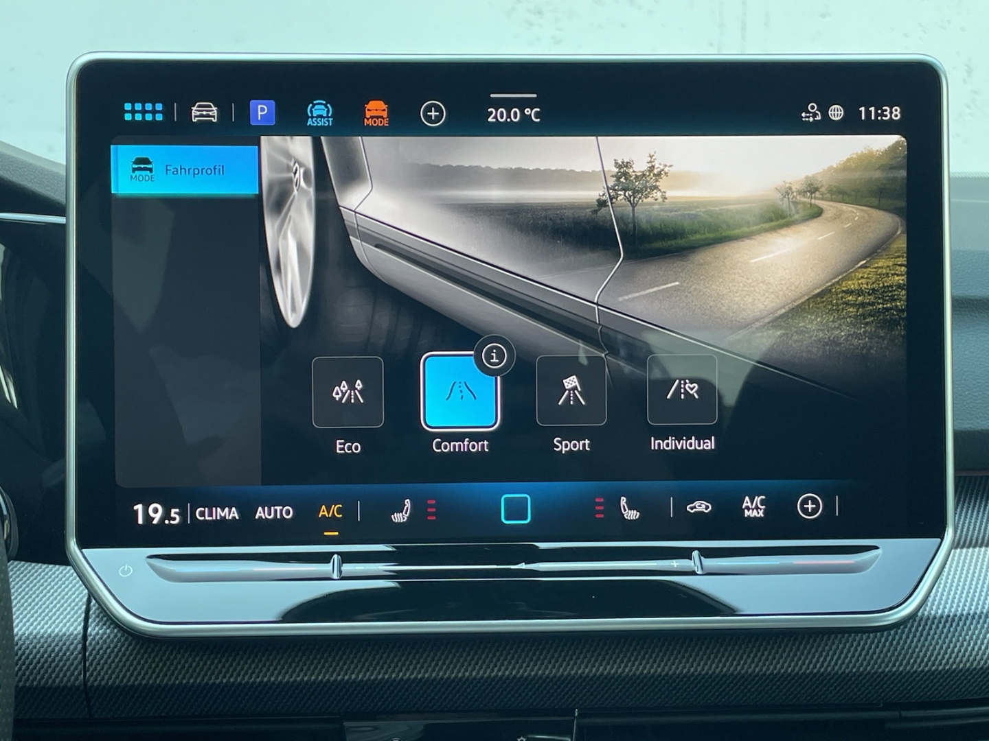 Golf VIII R-Line 1.5 TSI 6-Gang HUD/Kamera/Navi/ACC/LED Plus/App-Connect/