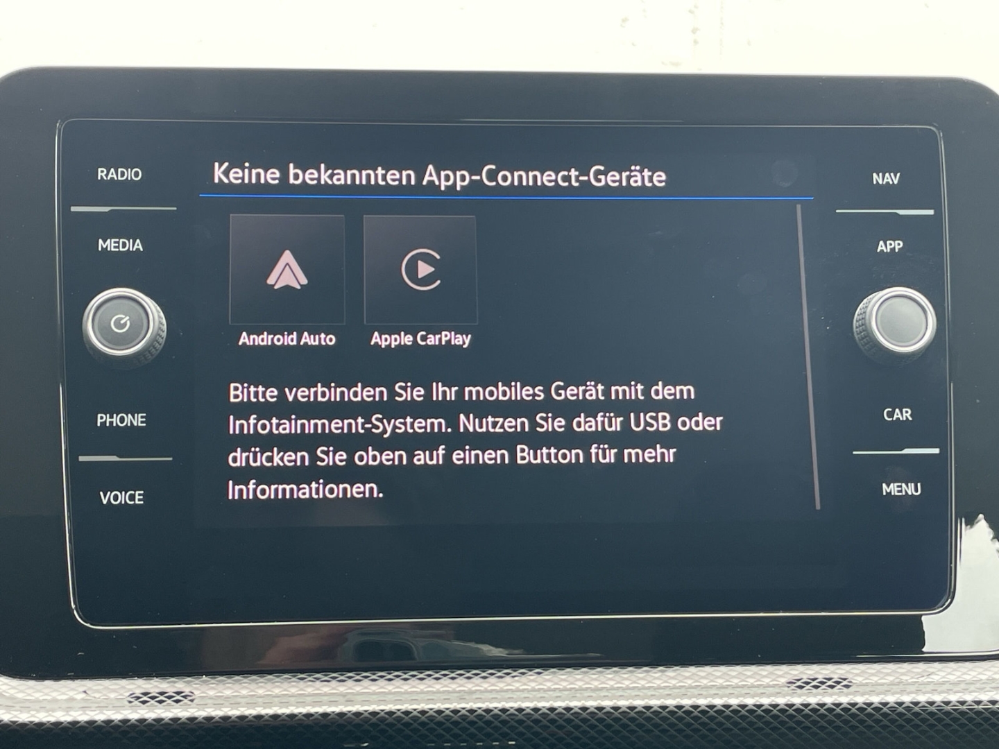 T-Cross 1.0 TSI Life 5-Gang AHK/Kamera/Navi/ACC/Travel/App-Connect/Sitzhzg/