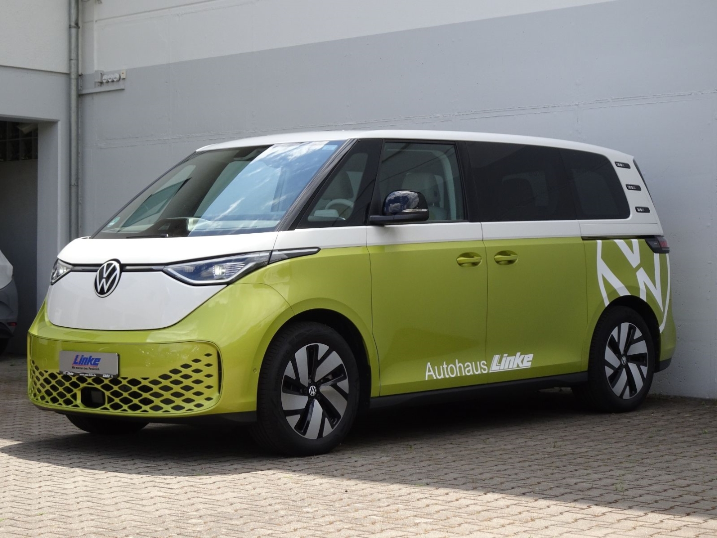 ID. Buzz Pro 77 kWh AHK/IQ.Light/Keyless/Kamera/Navi Digitales Cockpit