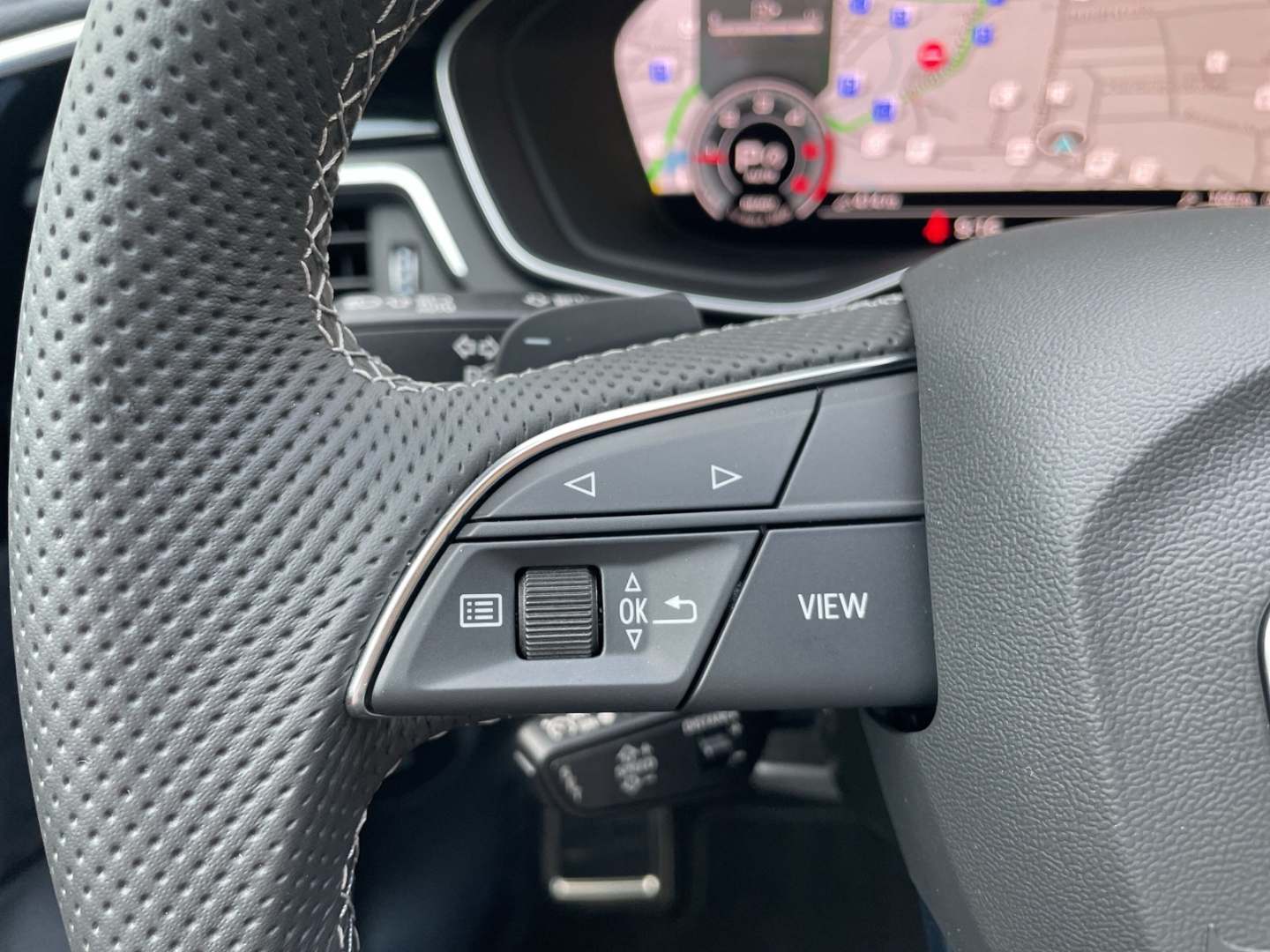 A4 Avant 40 2.0 TDI S Line Competition plus
