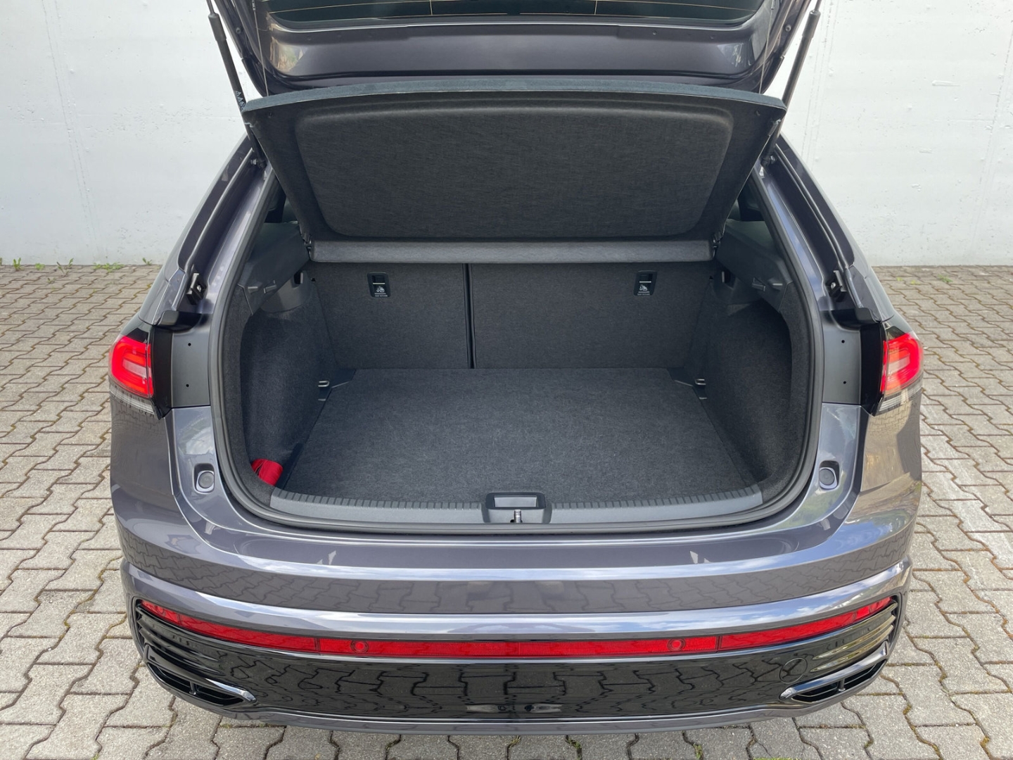 Taigo R-Line 1.0 TSI DSG IQ.LIGHT/Kamera/Navi/ACC