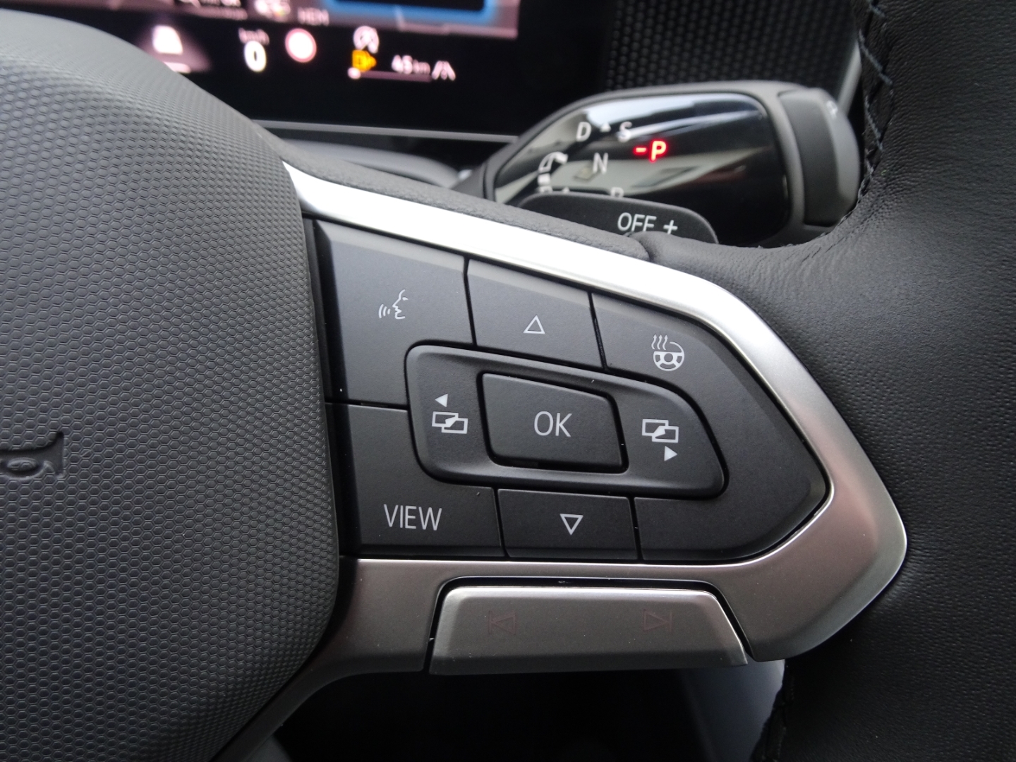 Passat Variant Business 2.0 TDI DSG HUD/AHK/360°