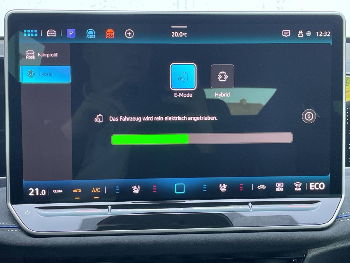 Passat Variant R-Line Signature 1.5 TSI eHybrid DSG AHK