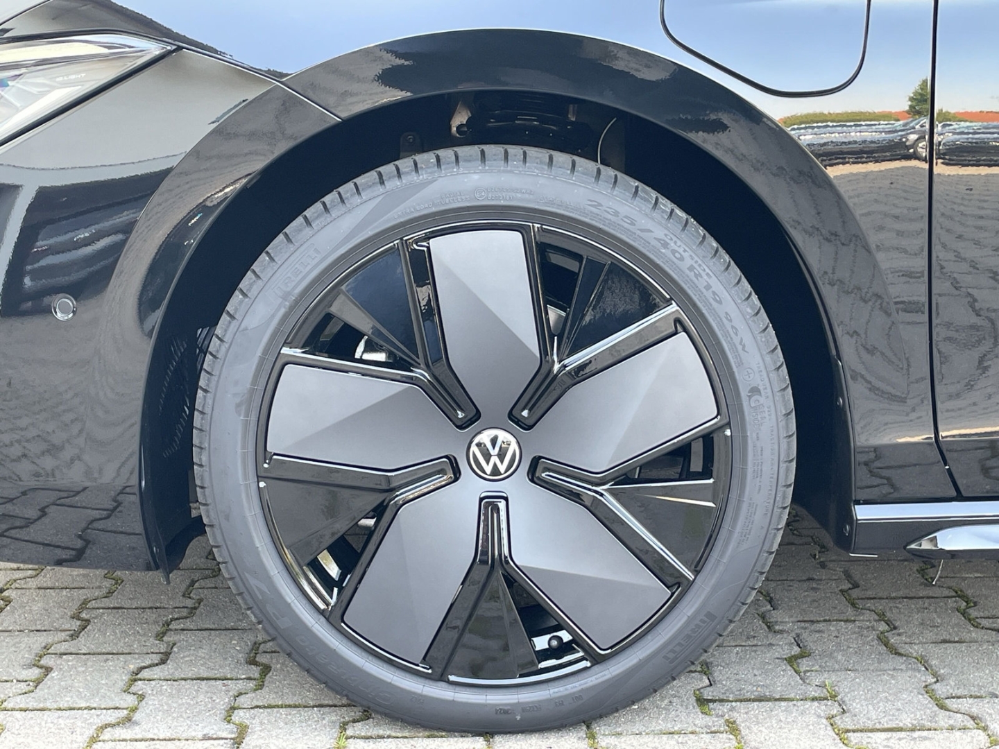 Passat Variant R-Line Signature 1.5 TSI eHybrid DSG AHK