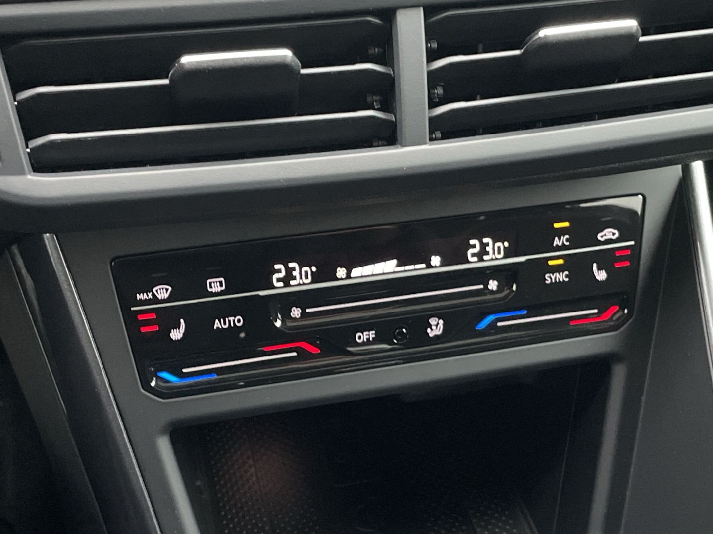 Polo Style 1.0 TSI DSG AHK/Pano/Kamera/Navi/LED