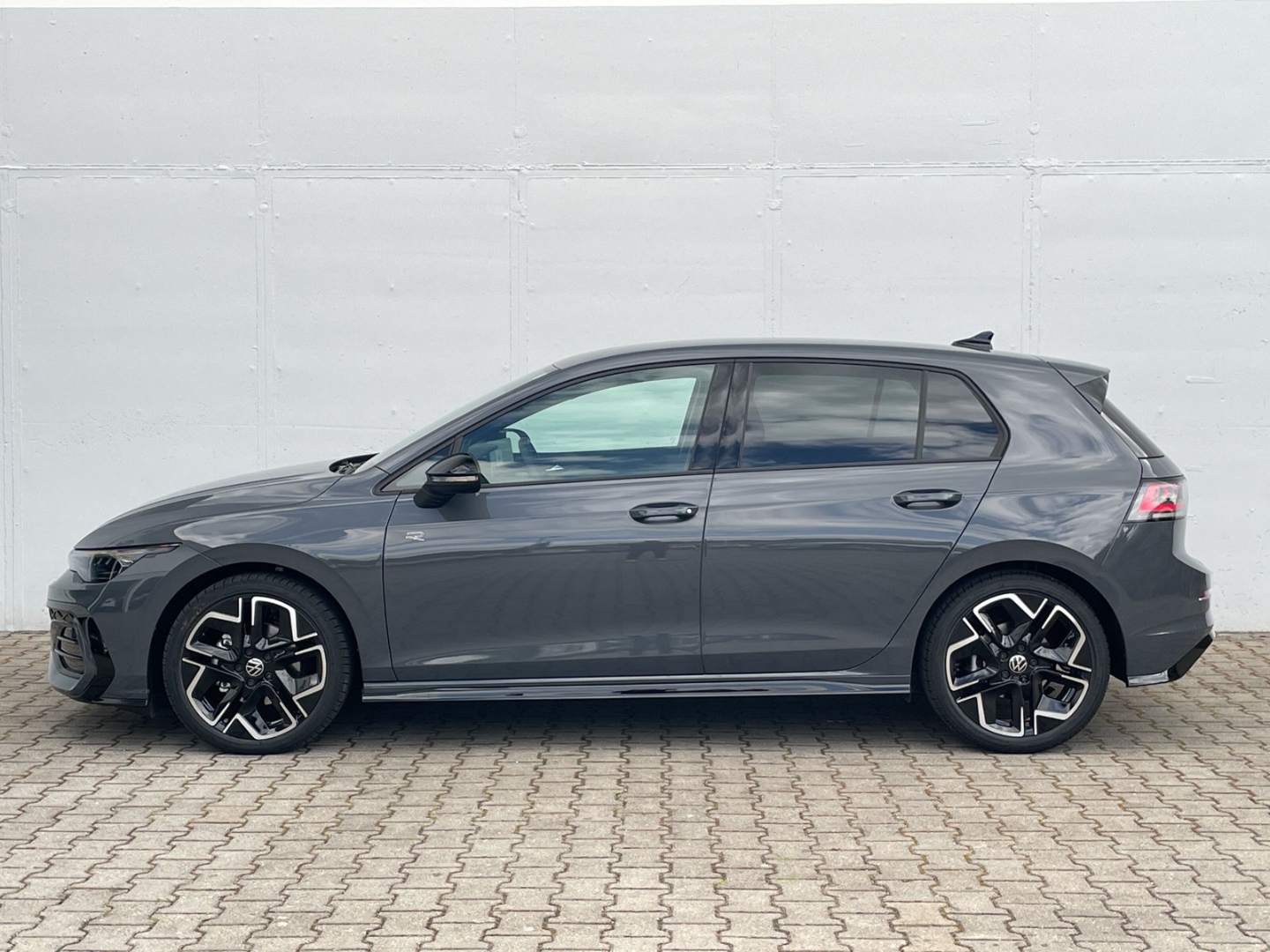Golf VIII R-Line 2.0 TDI DSG Black Style Kamera ACC