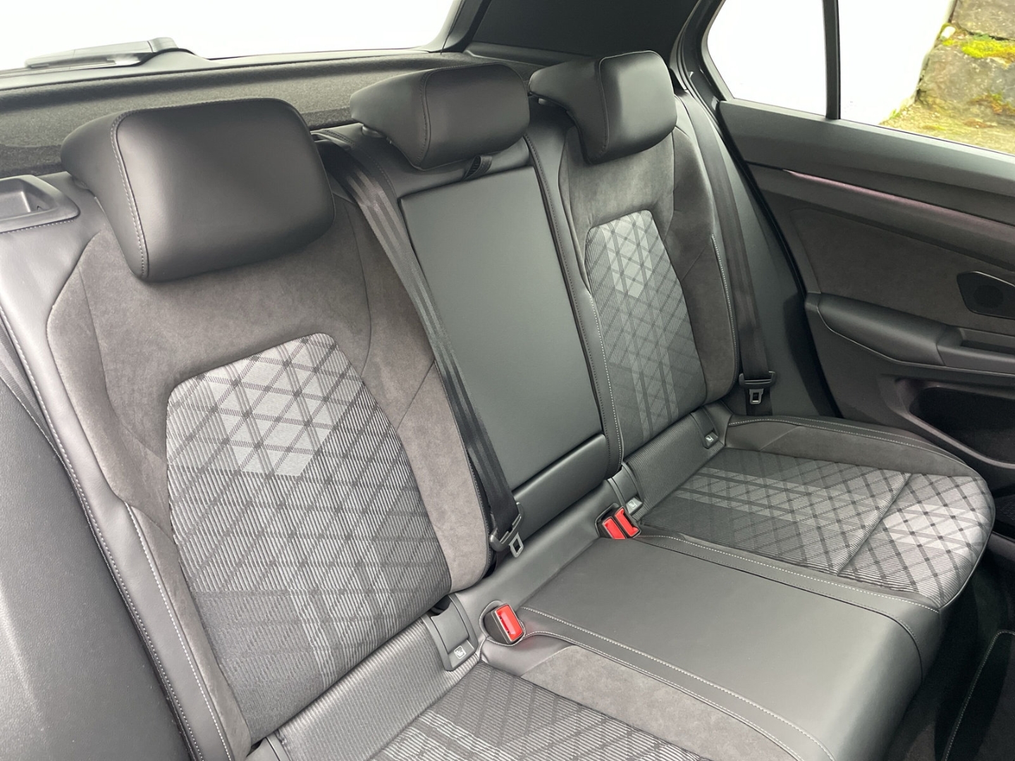 Golf VIII R-Line 2.0 TDI DSG Black Style Kamera ACC