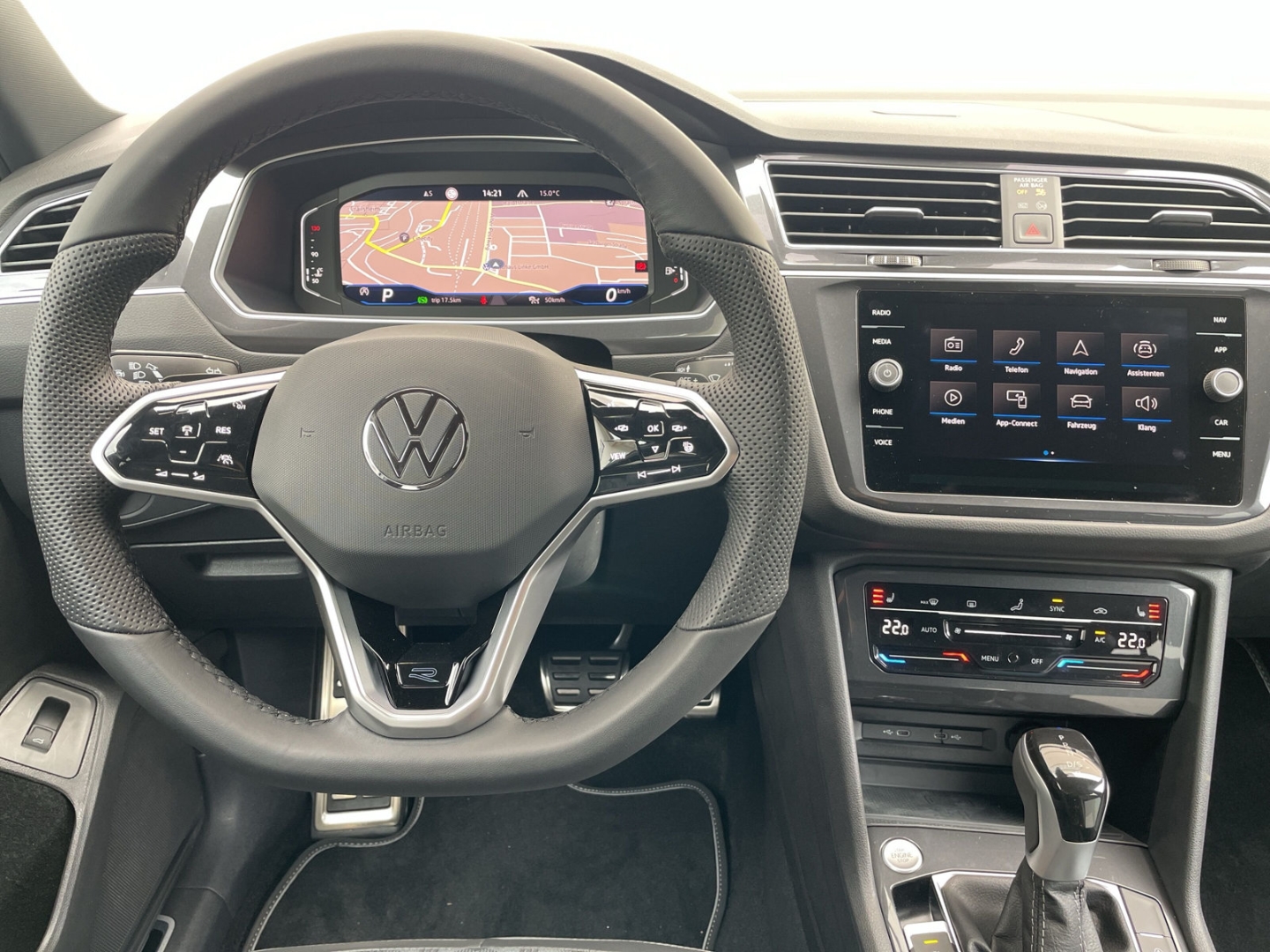 Tiguan Allspace R-Line 2.0TDI 4MOTION AHK/Kamera/Navi