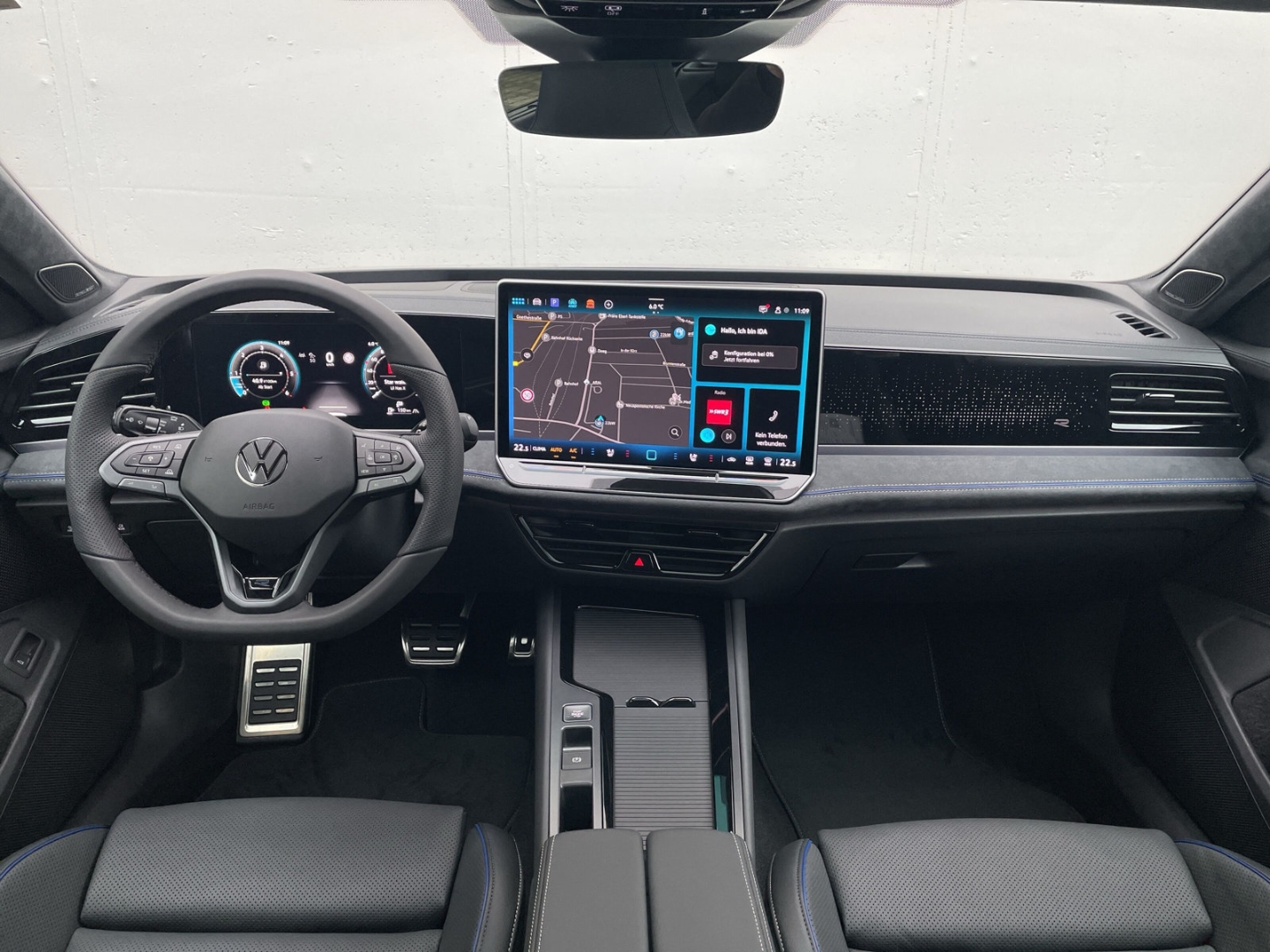 Passat R-Line Signature 2.0 TDI DSG 4Motion Pano/AHK/360°Kamera