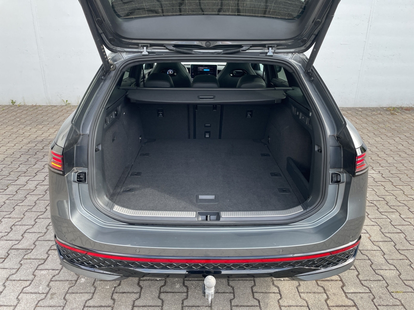 Passat R-Line Signature 2.0 TDI DSG 4Motion Pano/AHK/360°Kamera