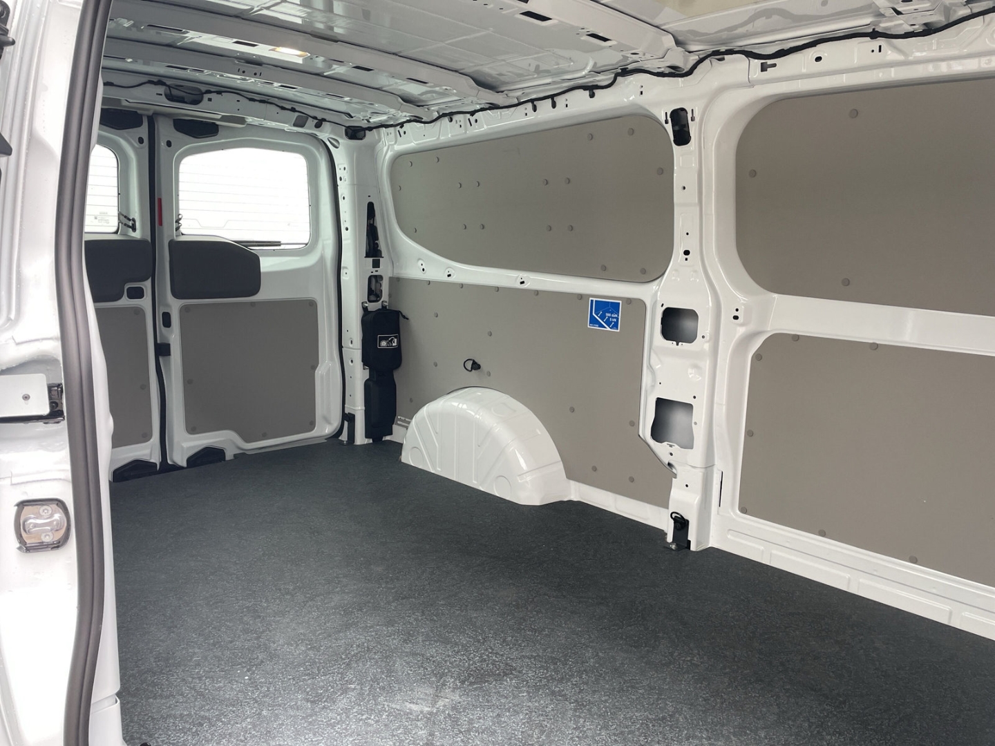 T7 Transporter Kasten 2.0 TDI LR AHK/Kamera/GRA