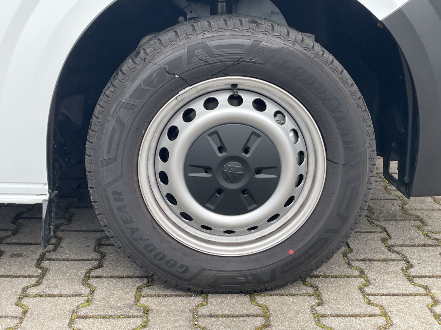 T7 Transporter Kasten 2.0 TDI LR AHK/Kamera/GRA