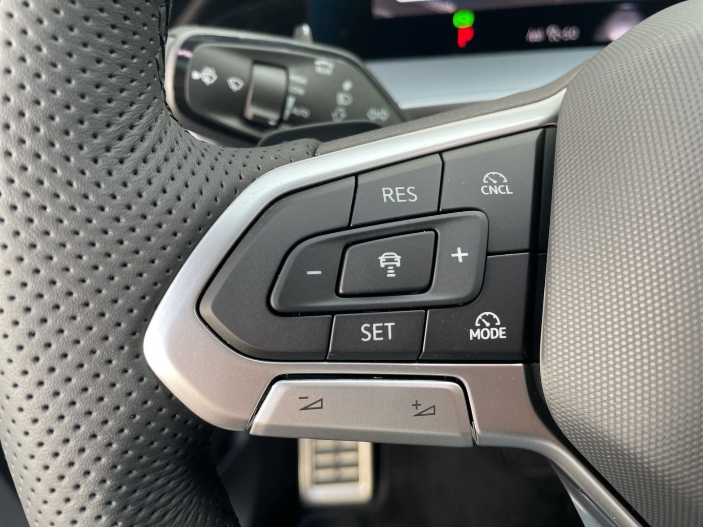 Tayron R-Line 2.0 TDI DSG 4MOTION Standhzg/Pano