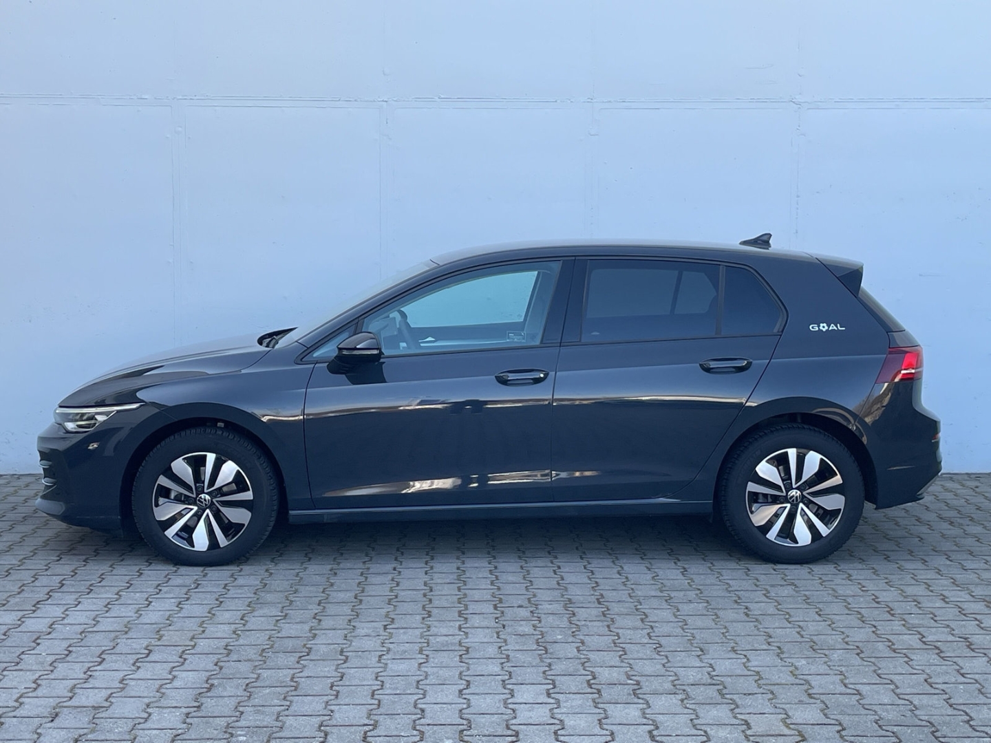 Golf VIII 2.0 TDI DSG Goal AHK/Kamera/Navi/ACC