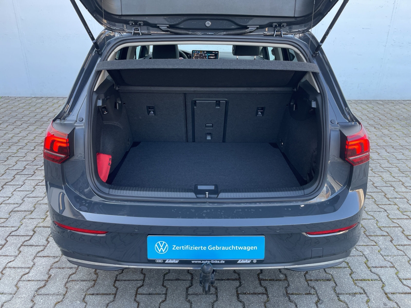 Golf VIII 2.0 TDI DSG Goal AHK/Kamera/Navi/ACC