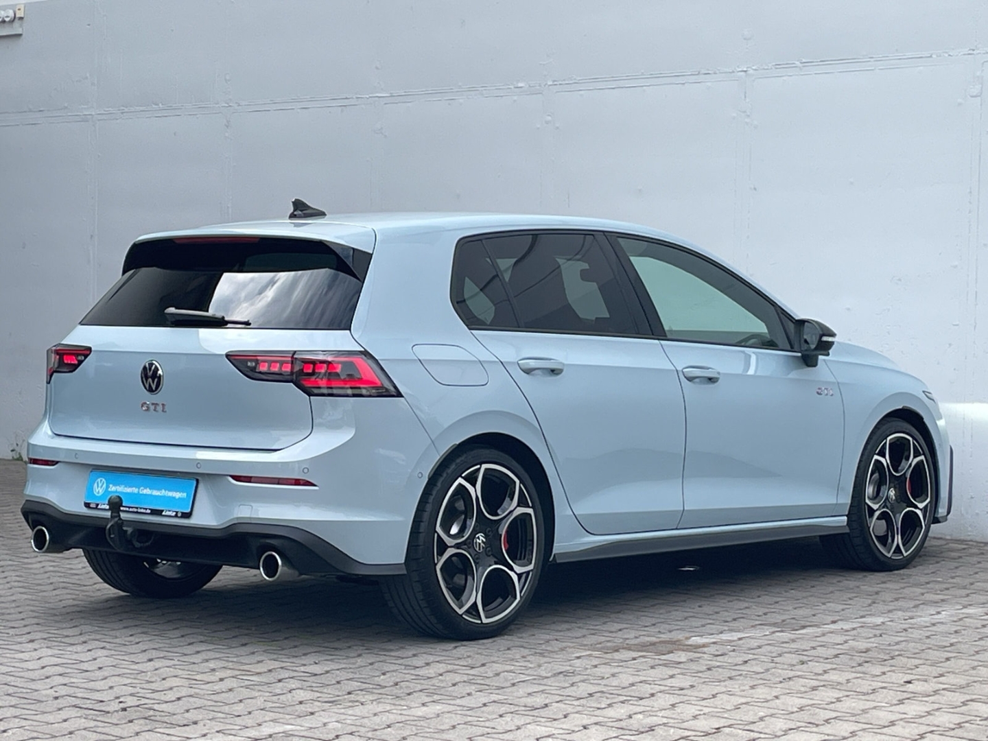 Golf GTI VIII 2.0 TSI DSG Black Style AHK/Kamera/IQ.Light/HUD/Keyless/ACC/Navi