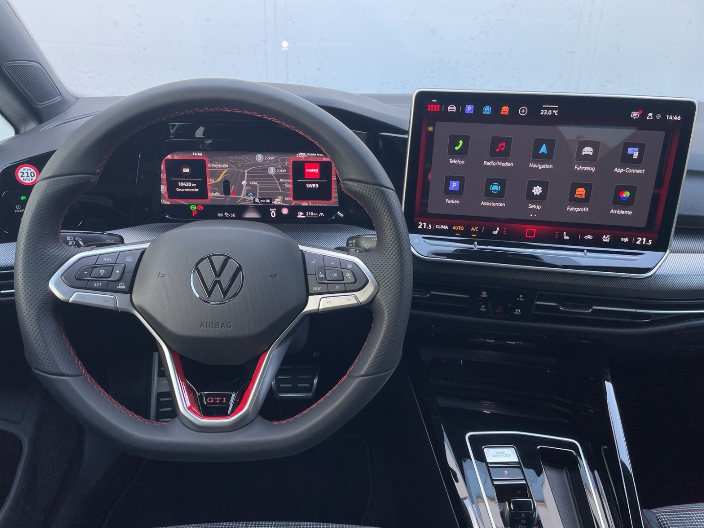 Golf GTI VIII 2.0 TSI DSG Black Style AHK/Kamera/IQ.Light/HUD/Keyless/ACC/Navi