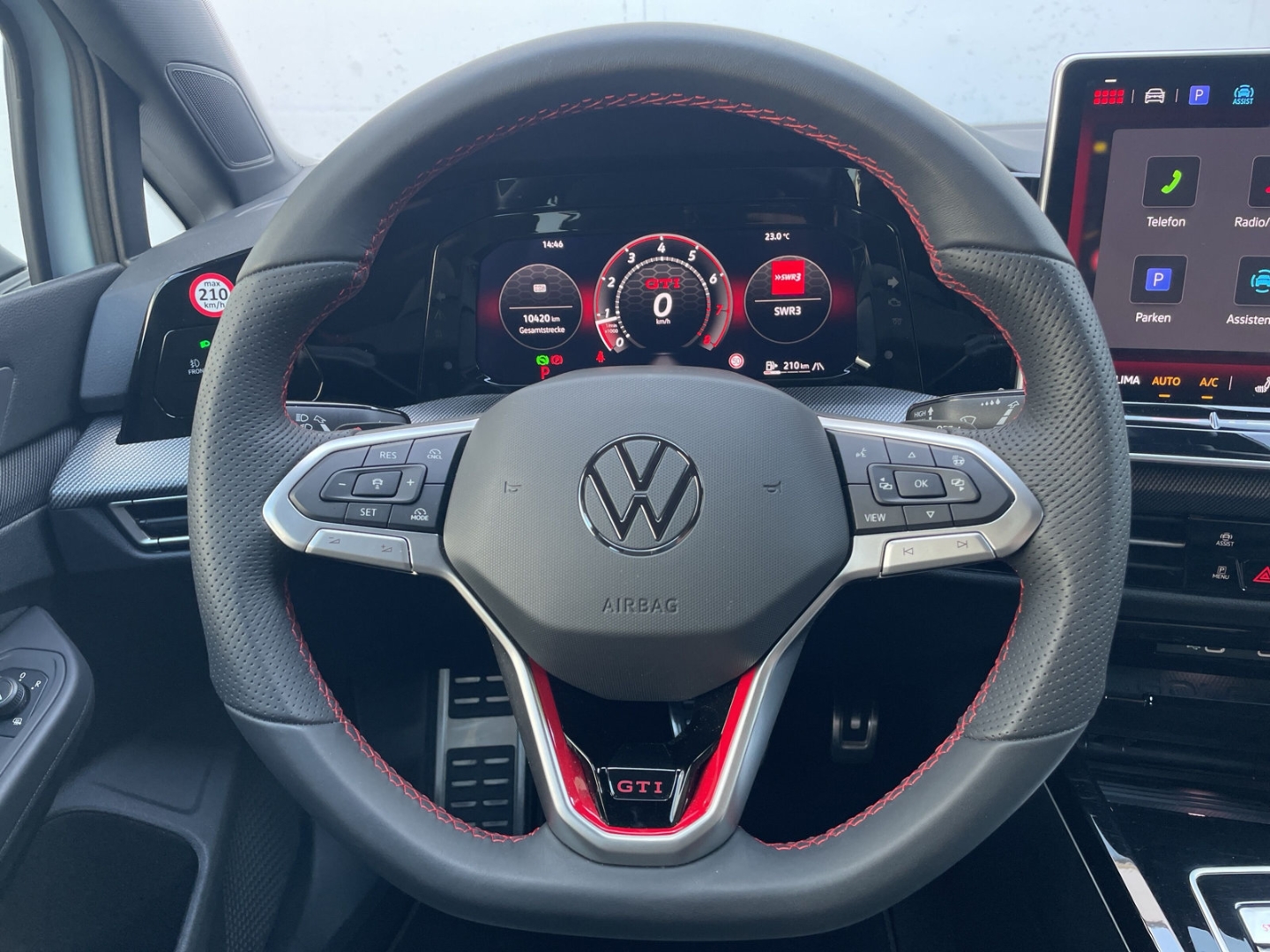 Golf GTI VIII 2.0 TSI DSG Black Style AHK/Kamera/IQ.Light/HUD/Keyless/ACC/Navi