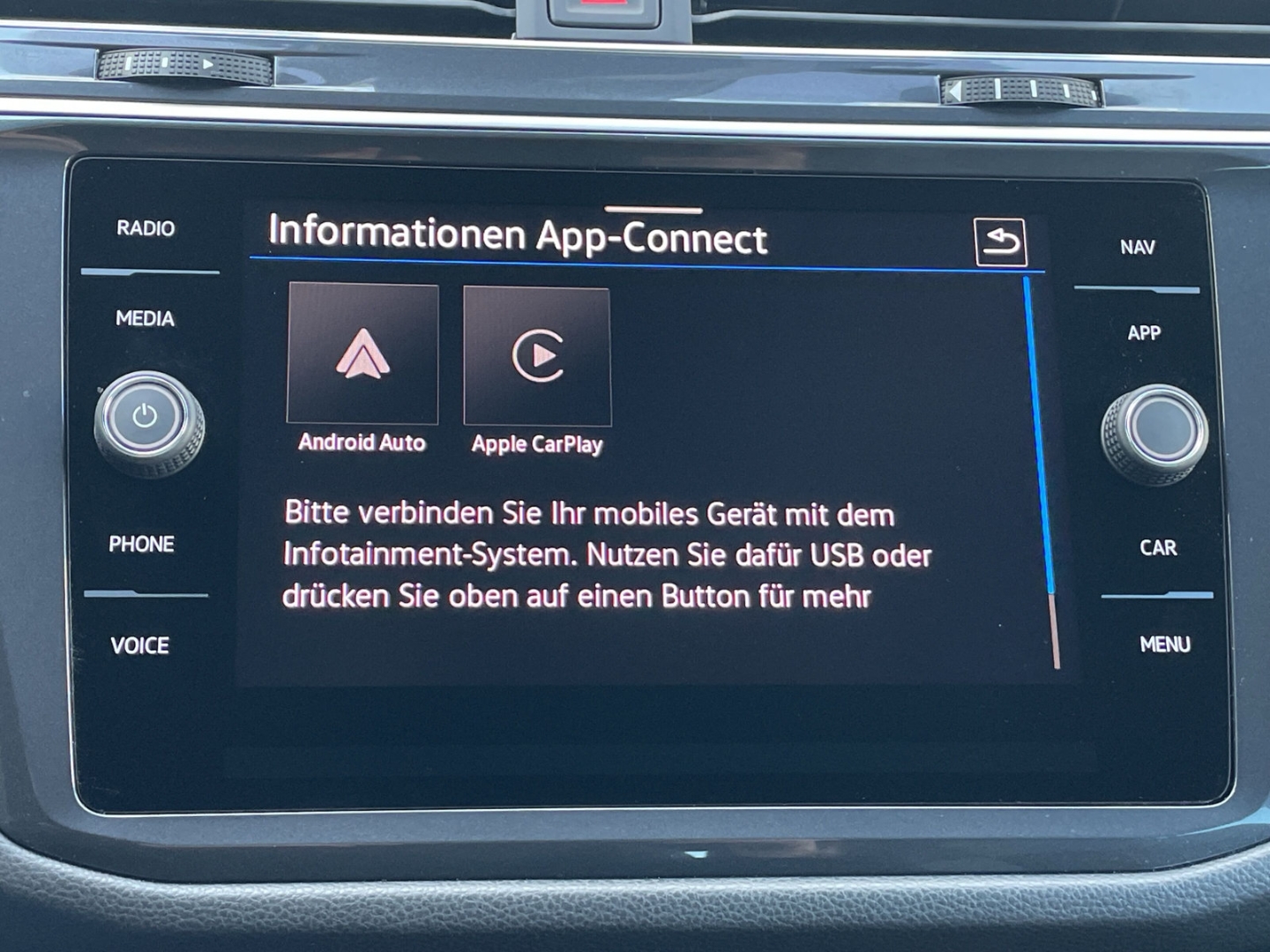 Tiguan Allspace 2.0TDI DSG R-Line 4M Black Style Kamera/AHK/ACC/Navi/IQ.LIGHT/Keyless/App-Connect