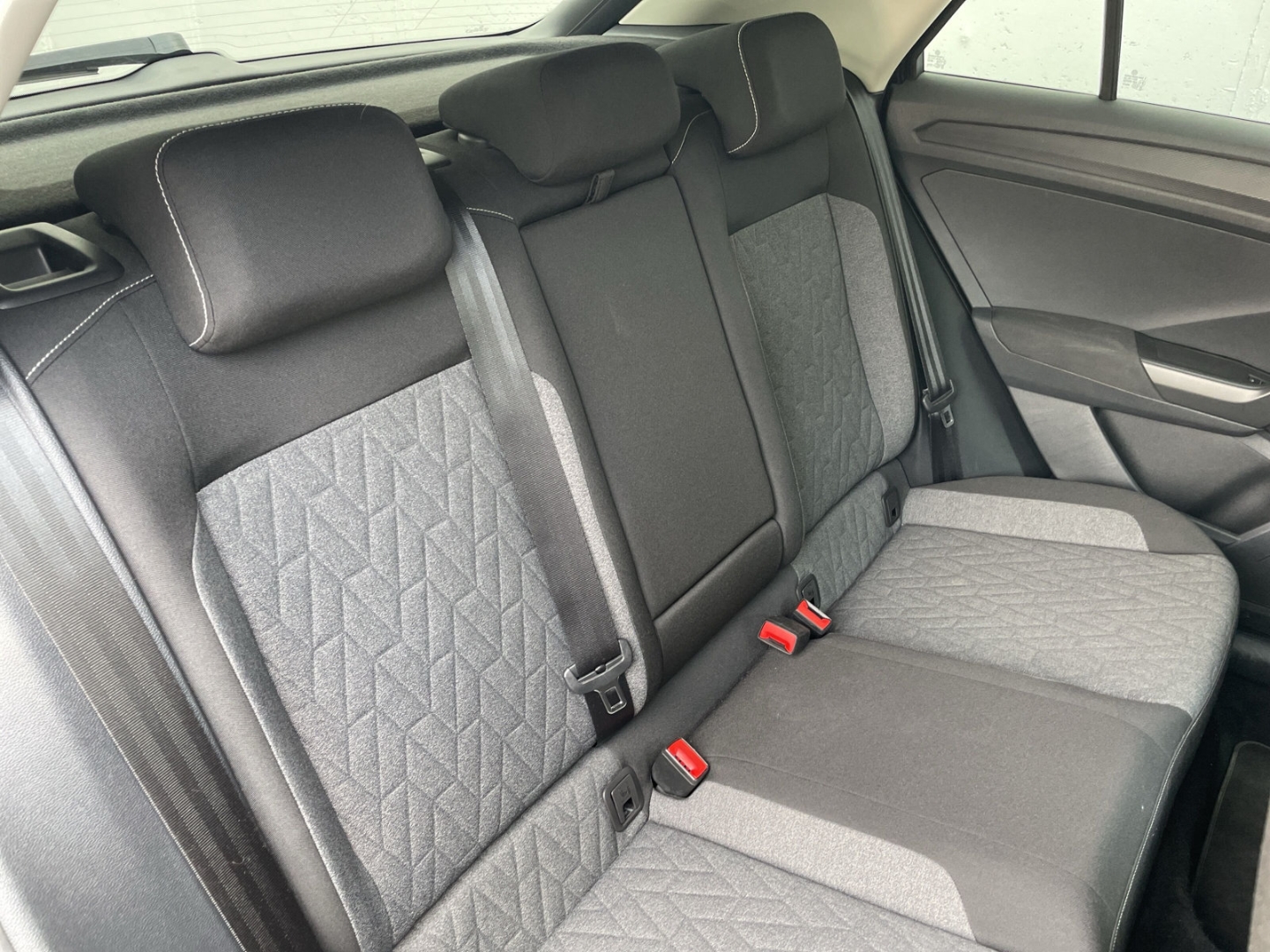 T-Roc 2.0 TDI Move App-Connect/LED/PDC/Sitzhzg Reserverad/Sit igital Cockpit Pro/Fernlichtassi