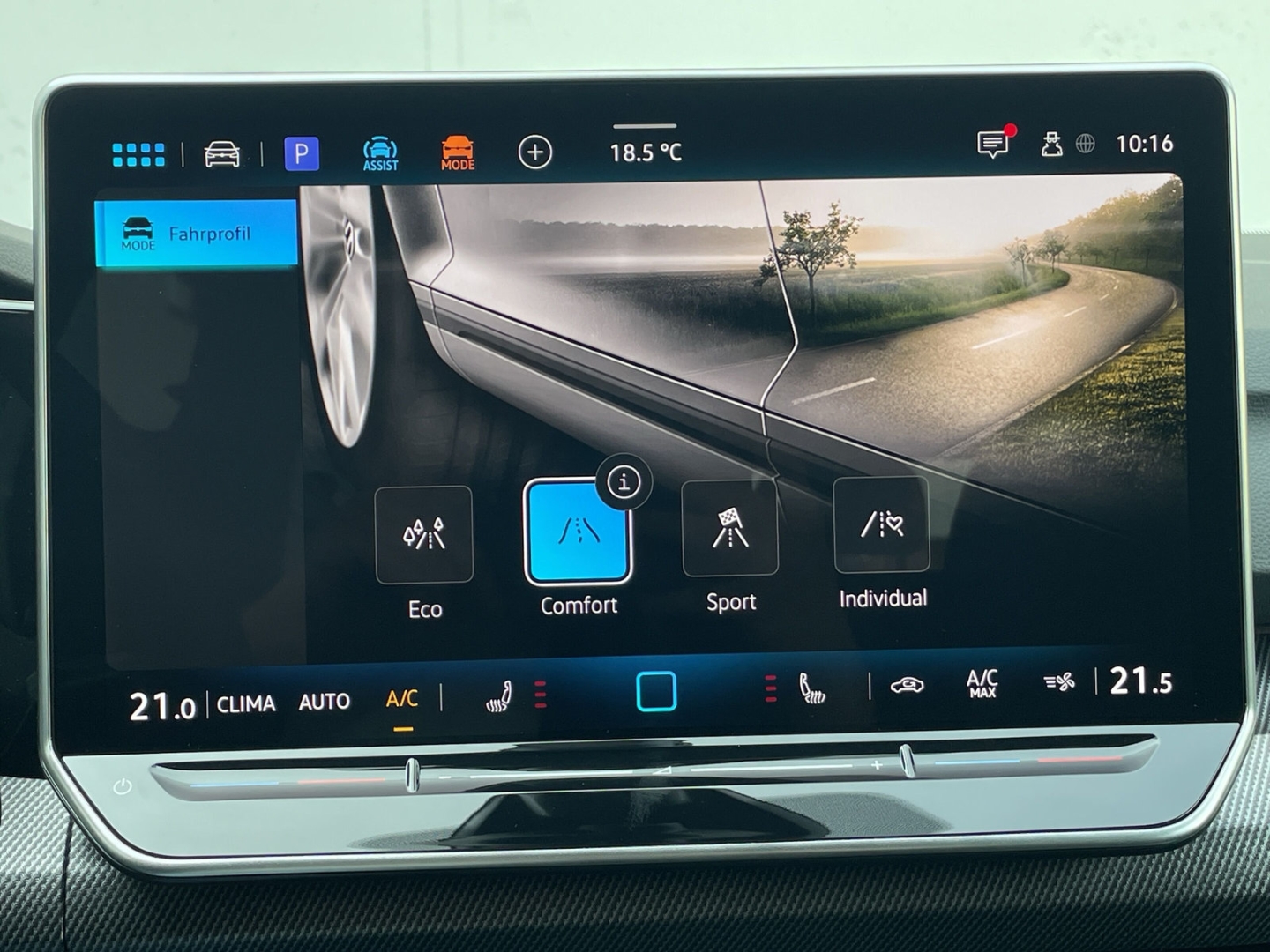 Golf Variant VIII 2.0 TDI DSG R-Line AHK/HUD/H&K/Navi/Kamera/ACC/IQ.LIGHT/Keyless/el.Heckklappe/