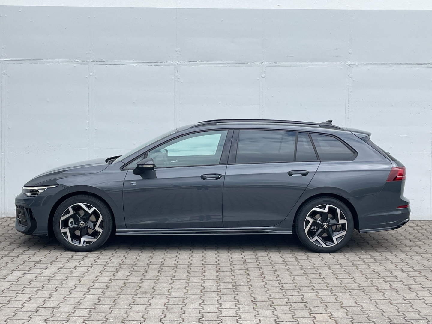 Golf Variant VIII 1.5eTSI DSG HUD/AHK/Kamera/ACC/LED