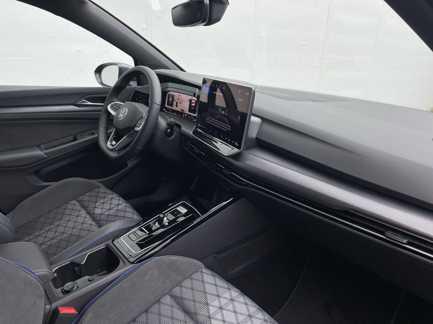 Golf Variant VIII 1.5eTSI DSG HUD/AHK/Kamera/ACC/LED
