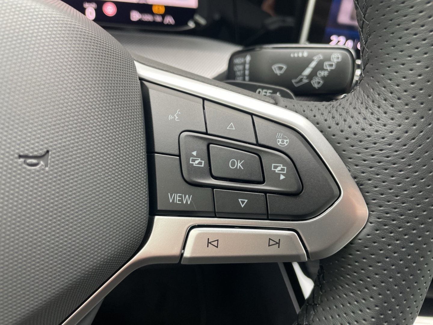 Golf Variant VIII 1.5eTSI DSG HUD/AHK/Kamera/ACC/LED