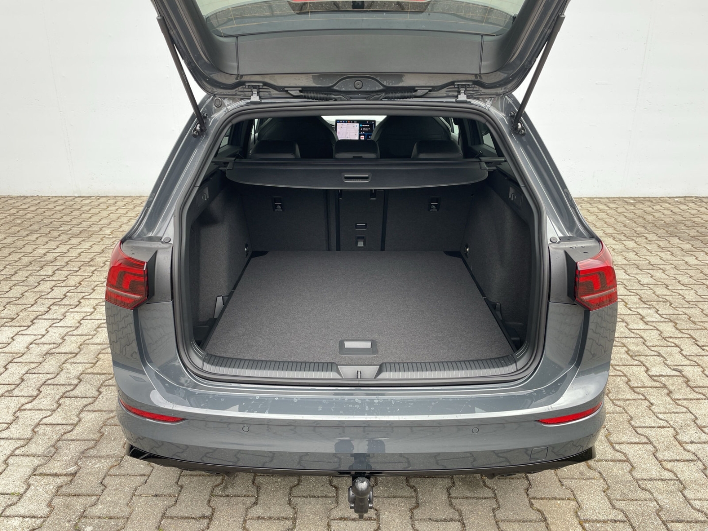 Golf Variant VIII 1.5eTSI DSG HUD/AHK/Kamera/ACC/LED