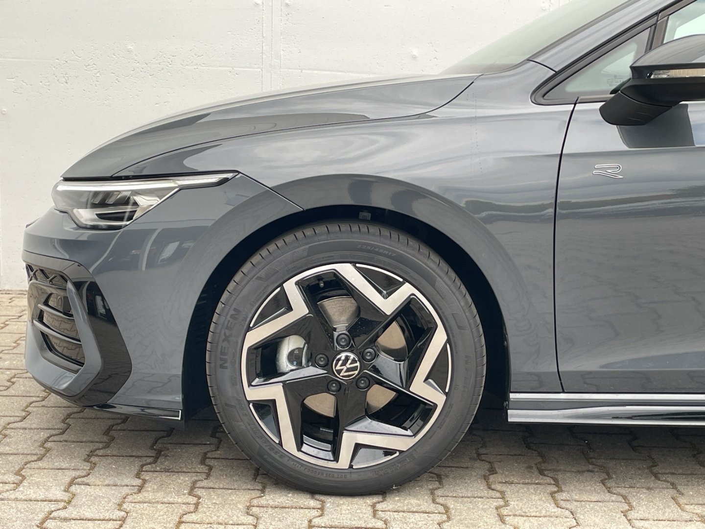 Golf Variant VIII 1.5eTSI DSG HUD/AHK/Kamera/ACC/LED