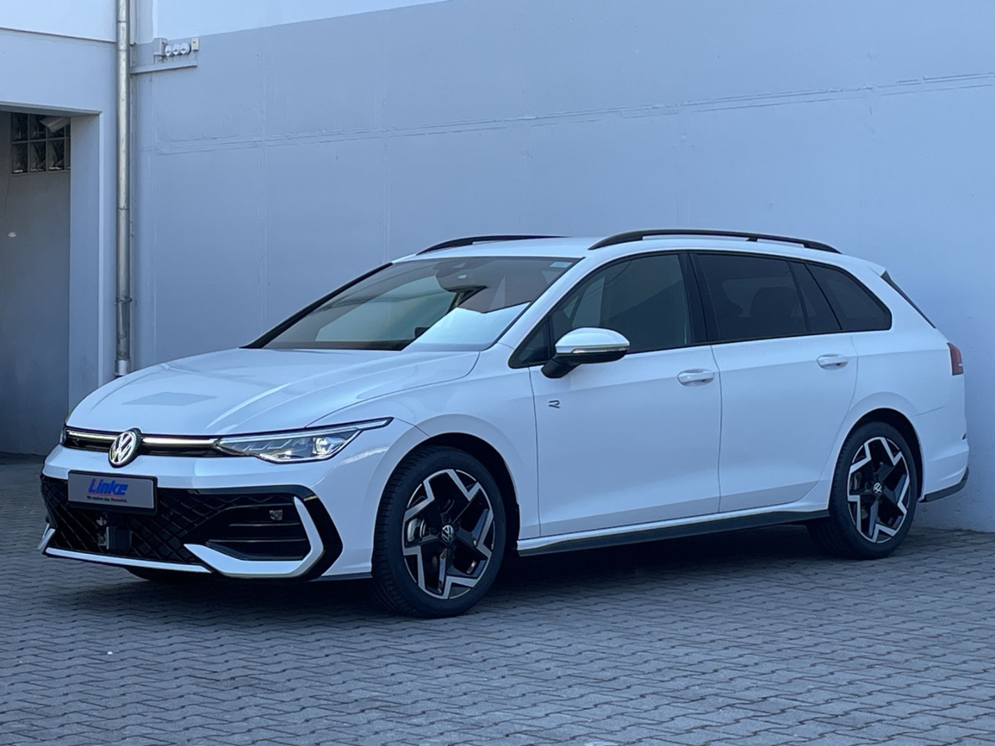 Golf Variant VIII 1.5 eTSI DSG R-Line AHK/Kamera/HUD
