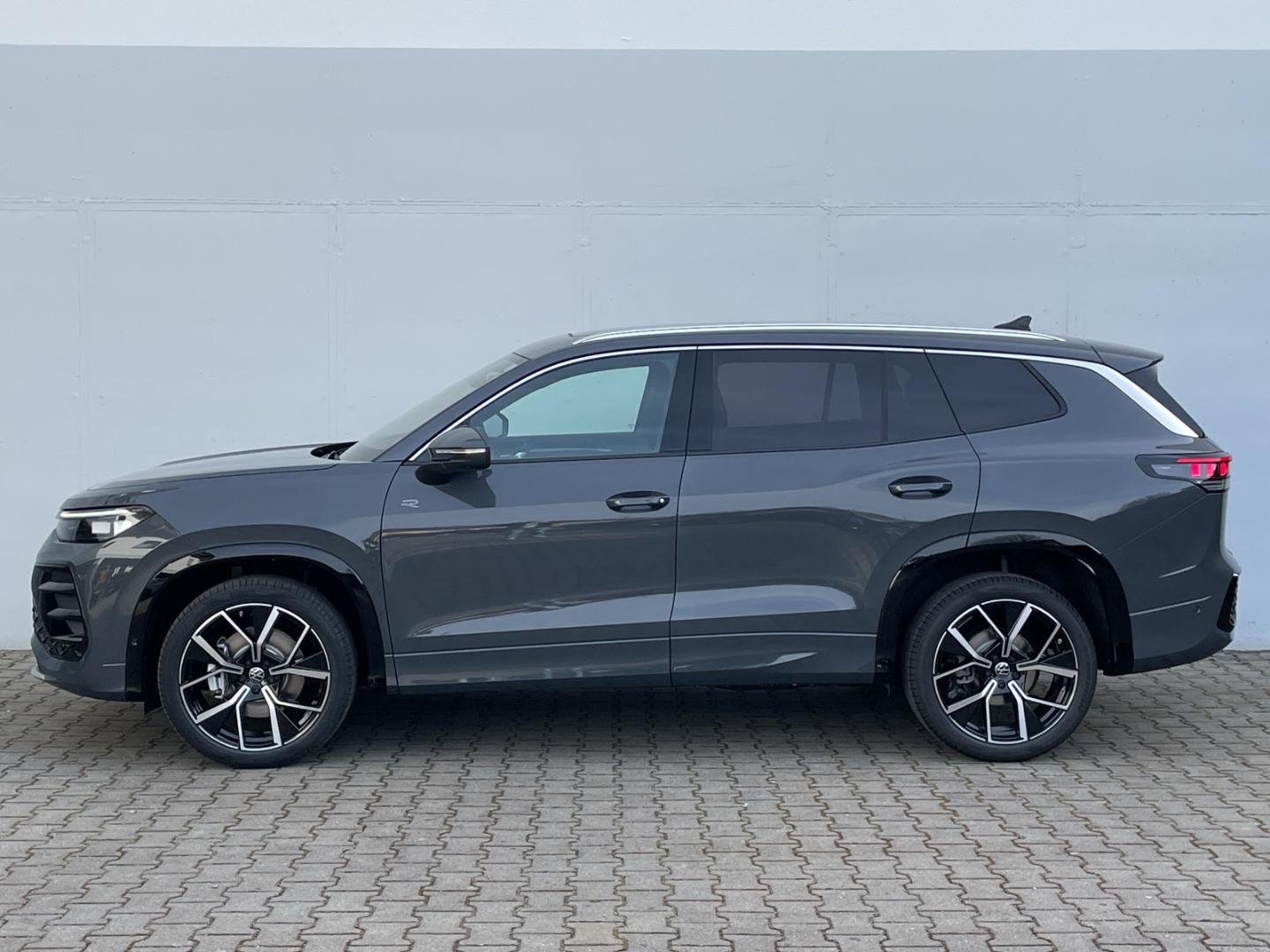 Tayron R-Line 2.0 TDI DSG 4Motion AHK/Standhzg