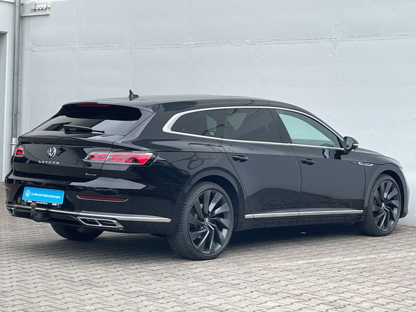 Arteon SB 2.0TDI R-Line 4M Pano/AHK/Standhzg/H&K/DCC/Kamera/ACC/Navi/Keyless