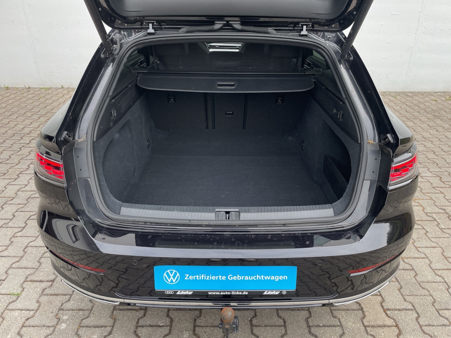 Arteon SB 2.0TDI R-Line 4M Pano/AHK/Standhzg/H&K/DCC/Kamera/ACC/Navi/Keyless