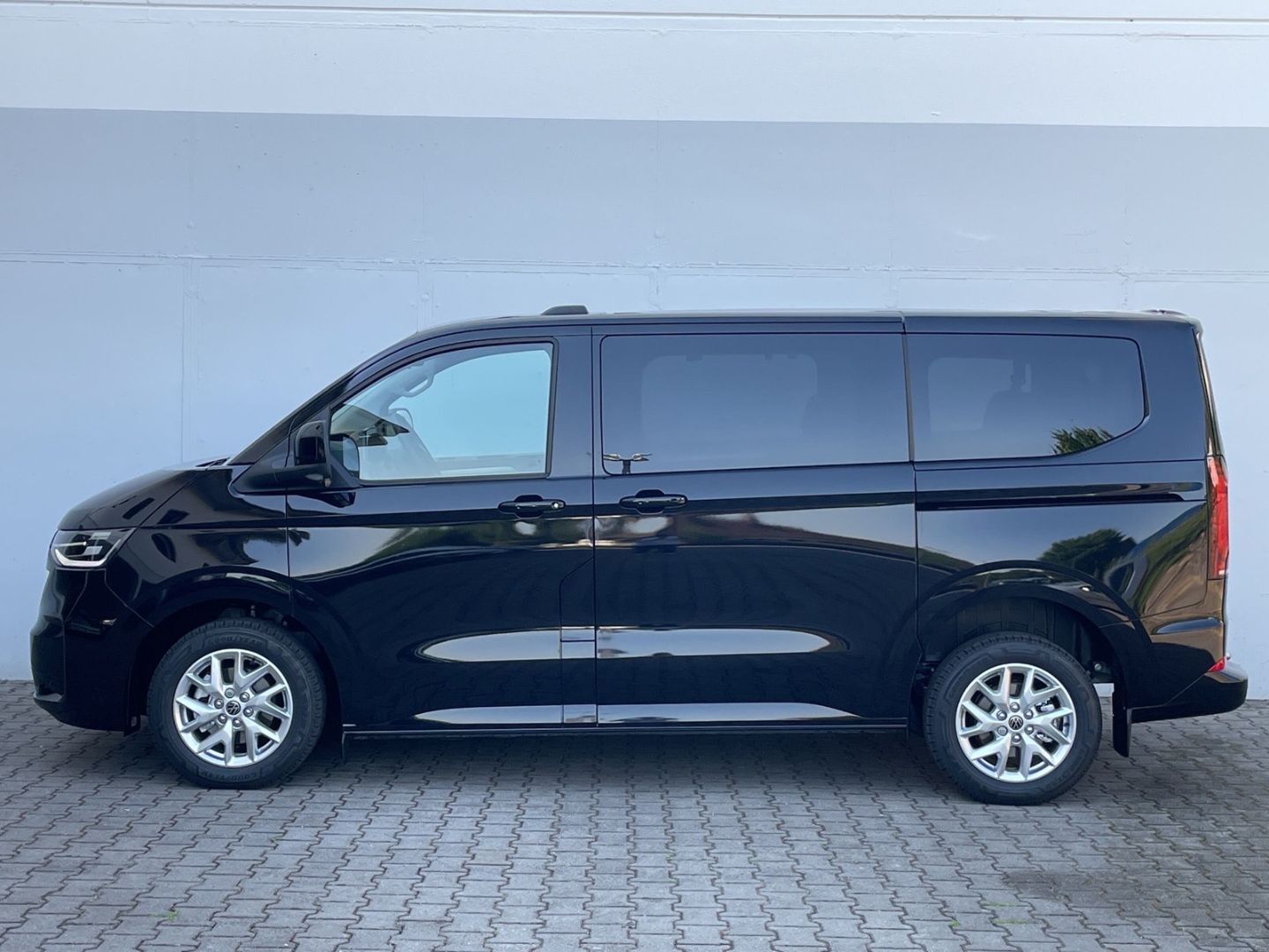 T7 Caravelle Style 2.0 TDI Autom. AHK/Standhzg/Pano/360°Kamera