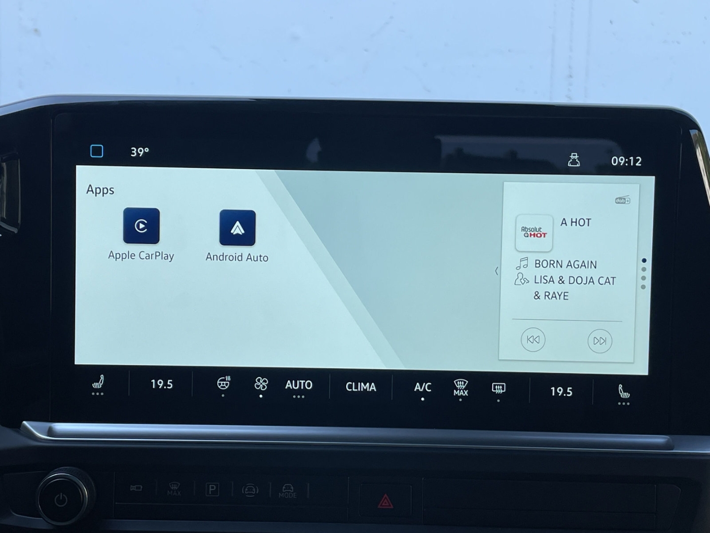 T7 Caravelle Style 2.0 TDI Autom. AHK/Standhzg/Pano/360°Kamera