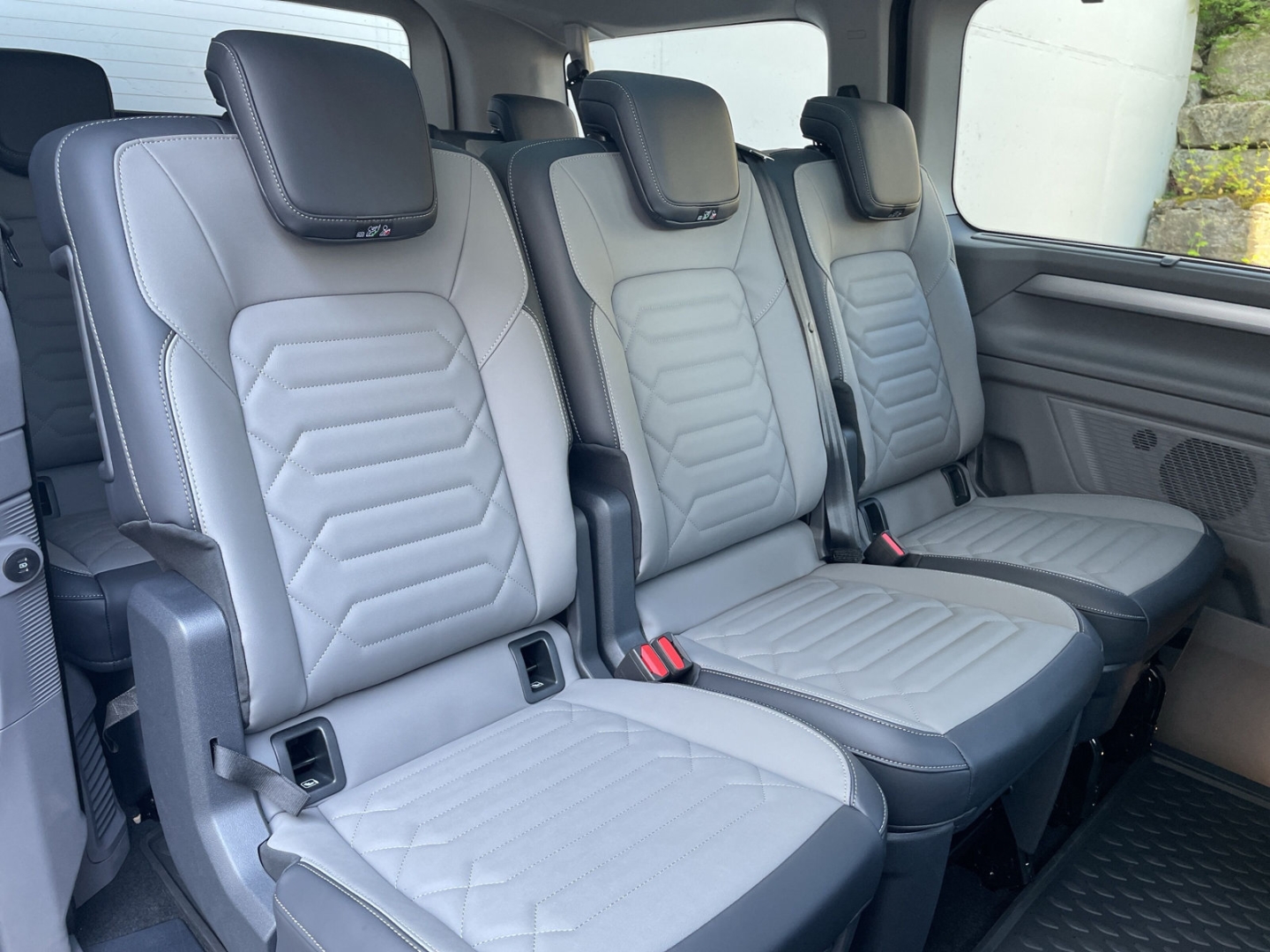 T7 Caravelle Style 2.0 TDI Autom. AHK/Standhzg/Pano/360°Kamera