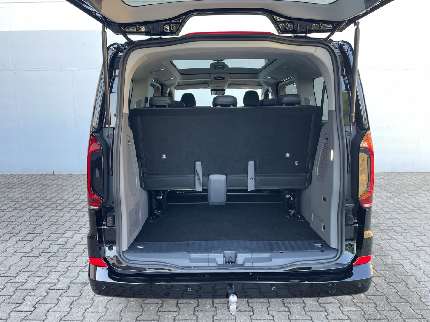 T7 Caravelle Style 2.0 TDI Autom. AHK/Standhzg/Pano/360°Kamera