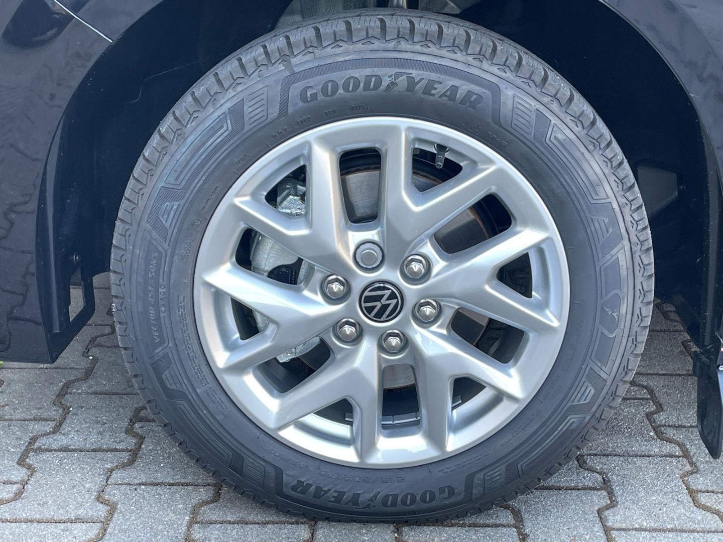 T7 Caravelle Style 2.0 TDI Autom. AHK/Standhzg/Pano/360°Kamera